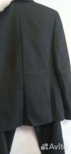 Школьный костюм для мальчика новый 128