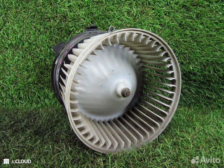 Мотор печки на nissan qashqai J10 MR20DE