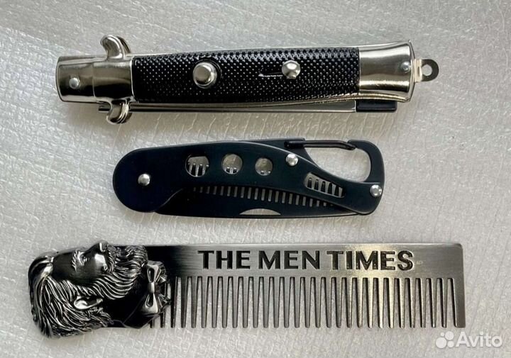 Набор расчесок