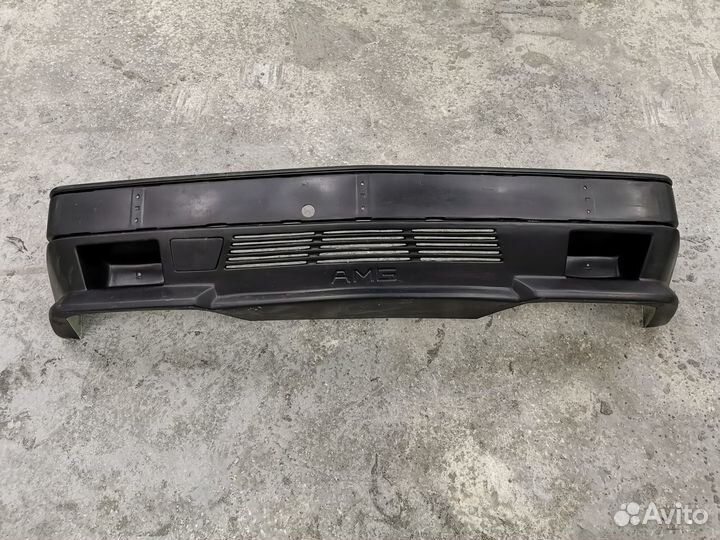 Бампер передний AMG Mercedes W124 дорестайлинг