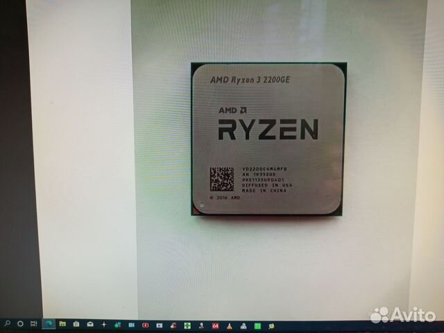Пройцессор ryzen 3 2200GE