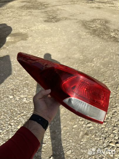 Фонарь задний kia rio