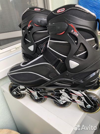 Роликиковые коньки RE-action с комплектом защиты