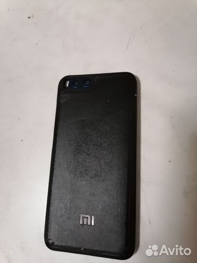 Xiaomi Mi 6, 6/64 ГБ