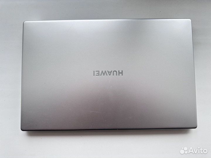 Продаю ноутбук huawei MateBook D15