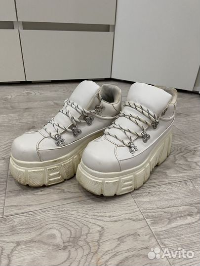 Ботинки женские