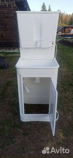 Умывальник дачный пластиковый с подогревом