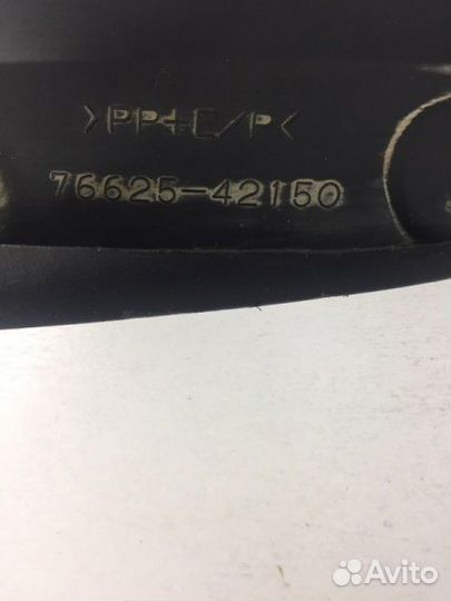 Брызговик задний правый Toyota Rav4 40 2adfhv С