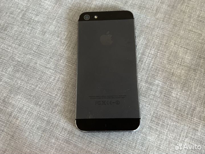 Телефон iPhone 5s