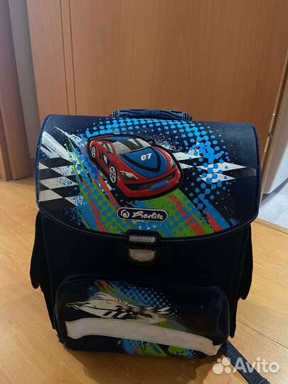 Школьный рюкзак