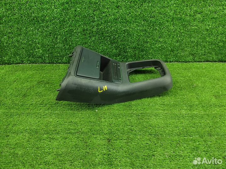 Центральная консоль кпп Volkswagen Tiguan