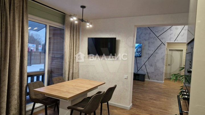 Дом 141 м² на участке 8 сот.