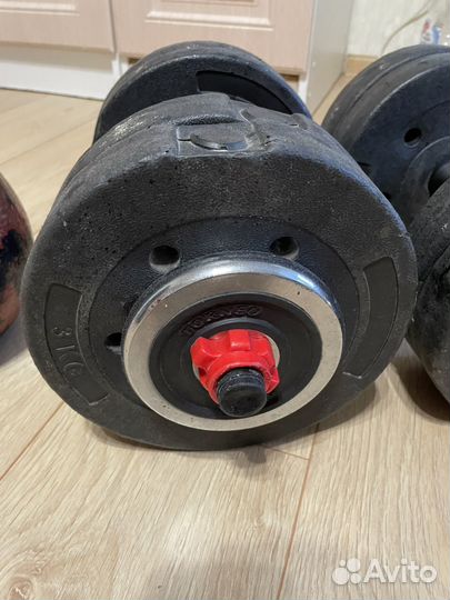 Набор из гири 32 кг и гантелей по 13 кг