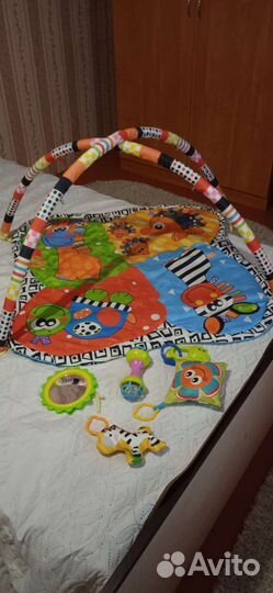 Развивающий коврик