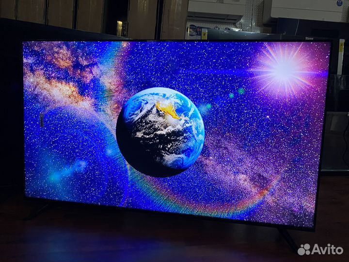 Сверх тонкий 55 с LG SMART TV и пультом указкой