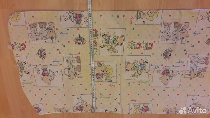 Клеенка в детскую кроватку на резинке