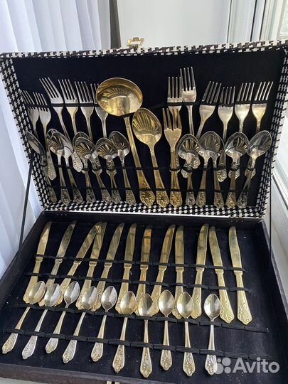 Набор столовых приборов на 12 персон