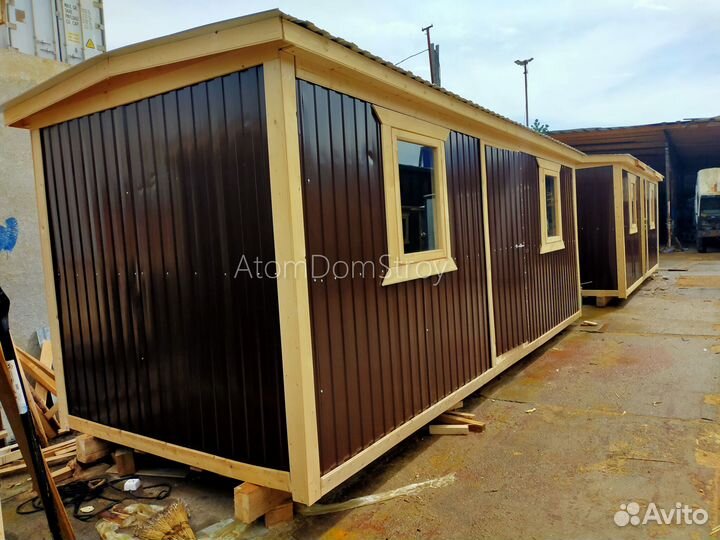 Вагончик с надежной крышей