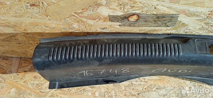 Обшивка отсека багажника Audi A5 8T 2010