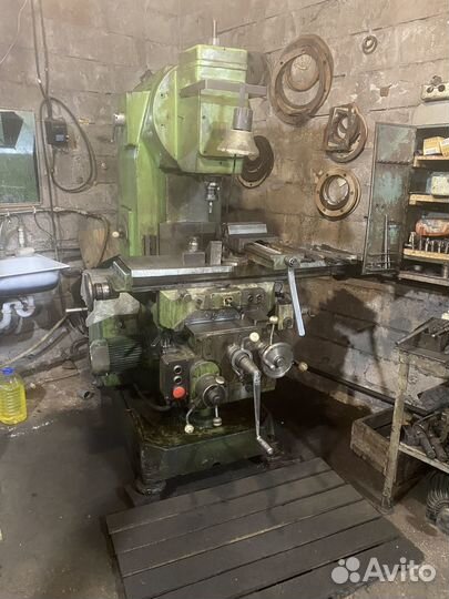6Р11 Станок вертикальный консольно-фрезерный