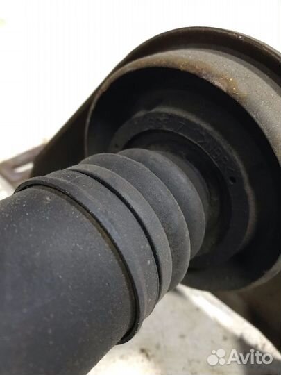 Кардан Mercedes W211 2114109406