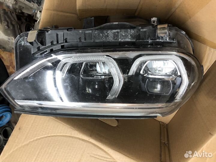 Фара Adaptive LED Bmw X3 G01, передняя правая