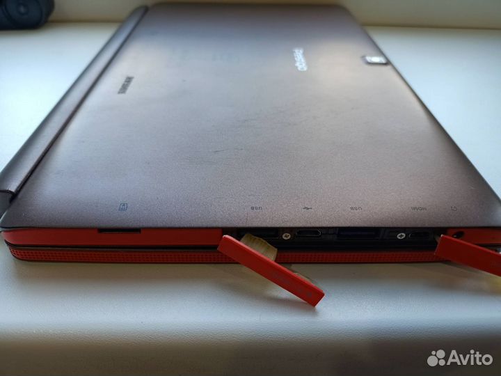 Продается планшетный нетбук Prestigio