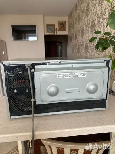 Микроволновая печь samsung GE73MR