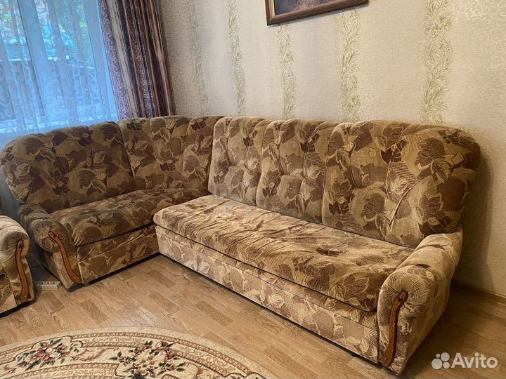 Угловой диван с креслами