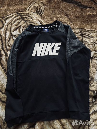 Свитшот Nike