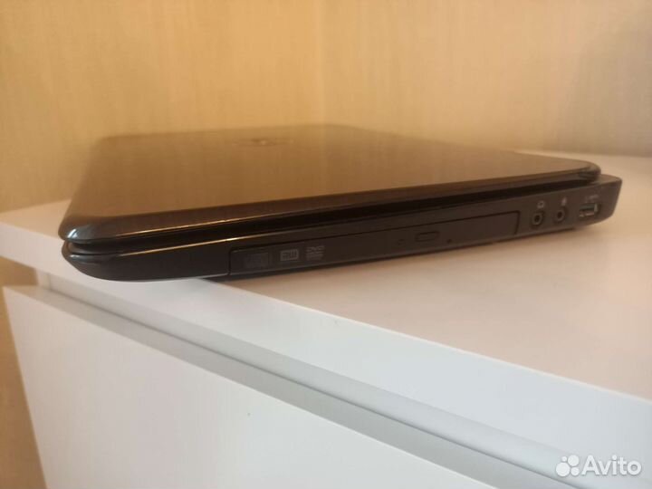 Ноутбук Dell Core i3,gf gt525,6гб,1000гб и т.п