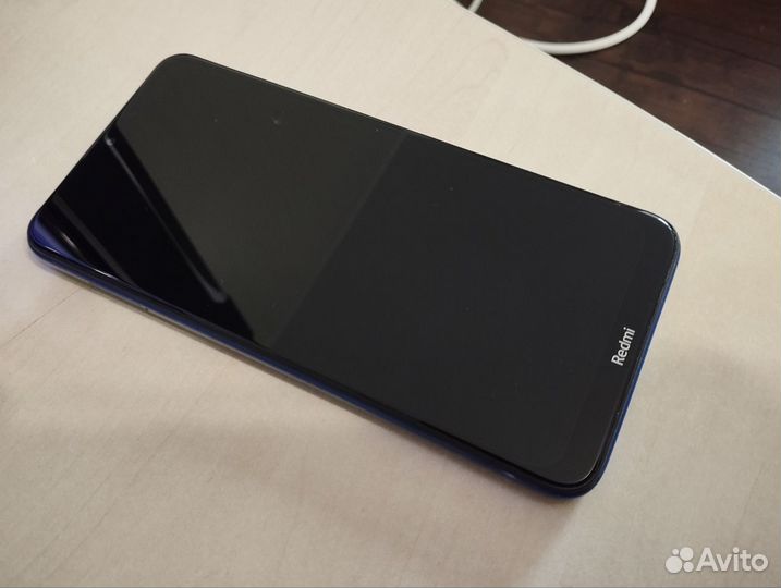 Смартфон Xiaomi Redmi 8 (3/32)
