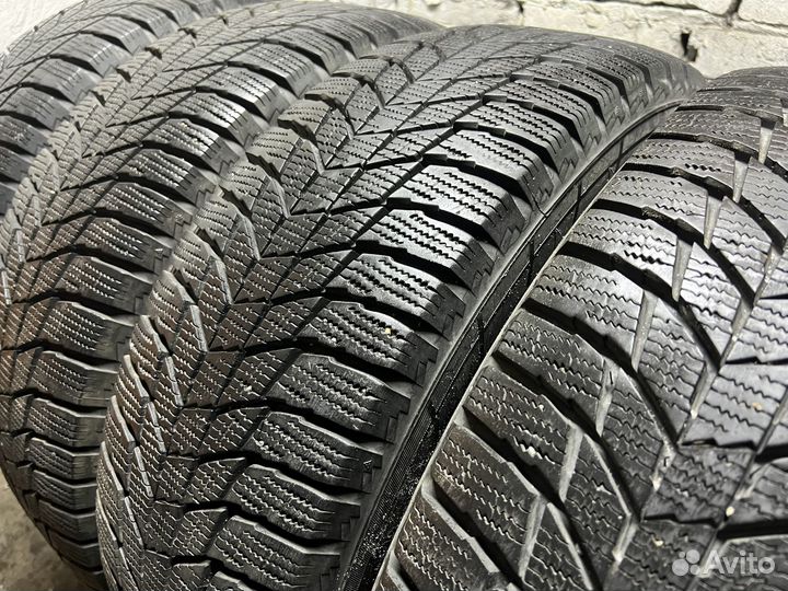 Triangle PL01 225/65 R17