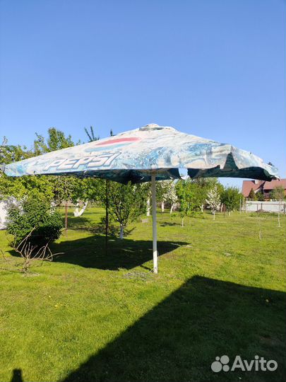 Уличный зонт для кафе бу (каркас)