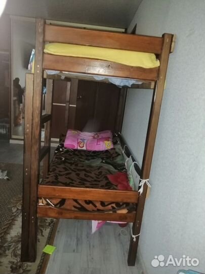 Двухярусная детская кровать