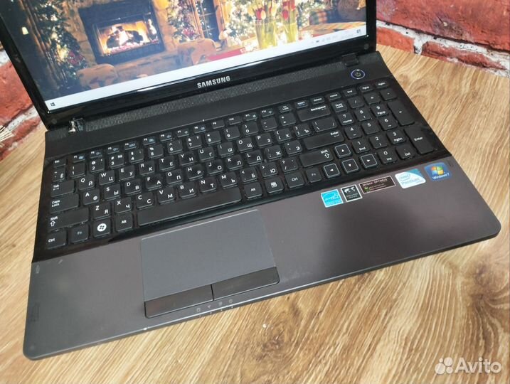 Ноутбук Samsung NP300E5A B950/ RAM 4/ GT 315M