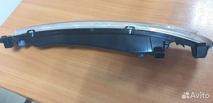 Фара дневного света Ford Mondeo 4