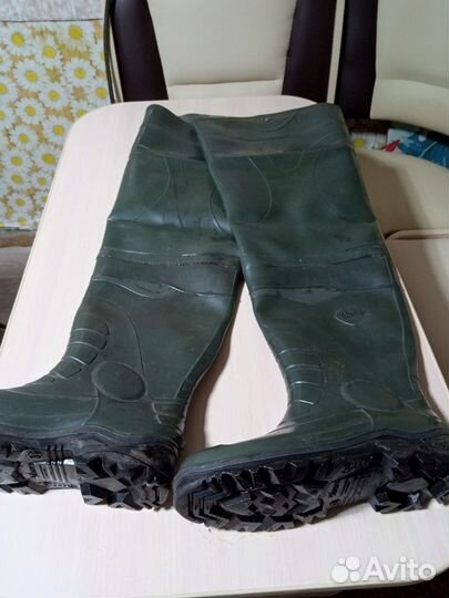 Сапоги болотники