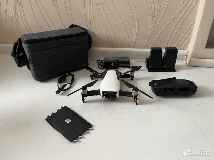 Квадрокоптер dji mavic air fly more combo