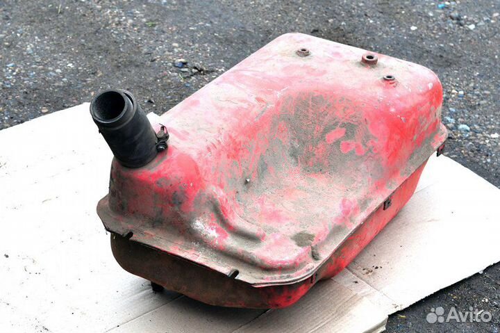 Бак топливный т-16