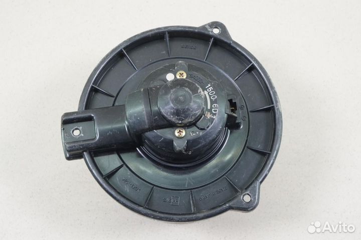 Мотор печки Toyota Voxy AZR60