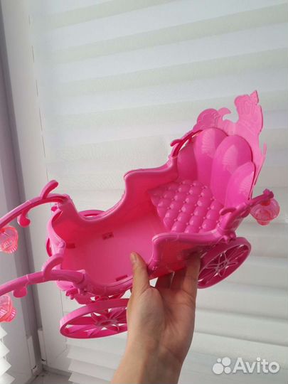 Карета для кукол Барби розовая