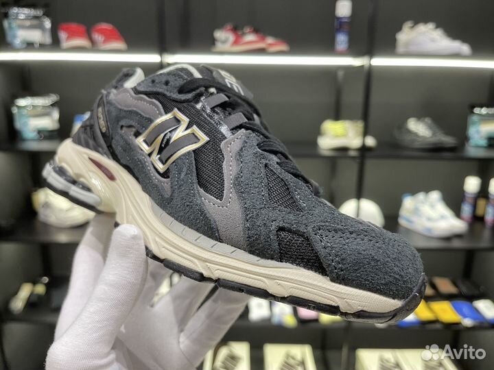 Кроссовки New Balance 1906
