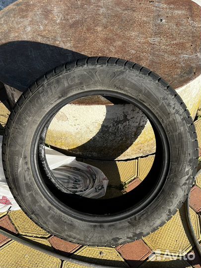 Goodyear UltraGrip Ice 225/60 R18