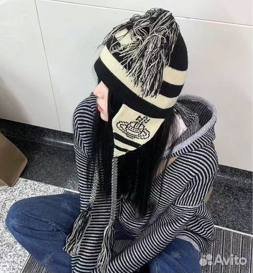 Vivienne Westwood шапка