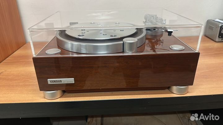 Проигрыватель винила yamaha GT - 2000X