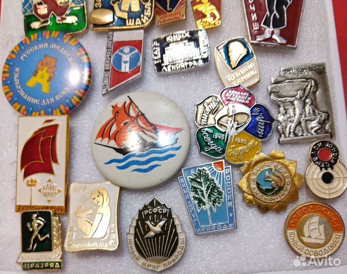 Детские значки СССР