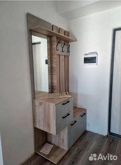 Прихожая. Шкаф в коридор