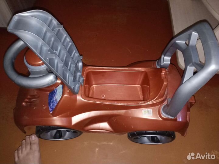 Машинка каталка