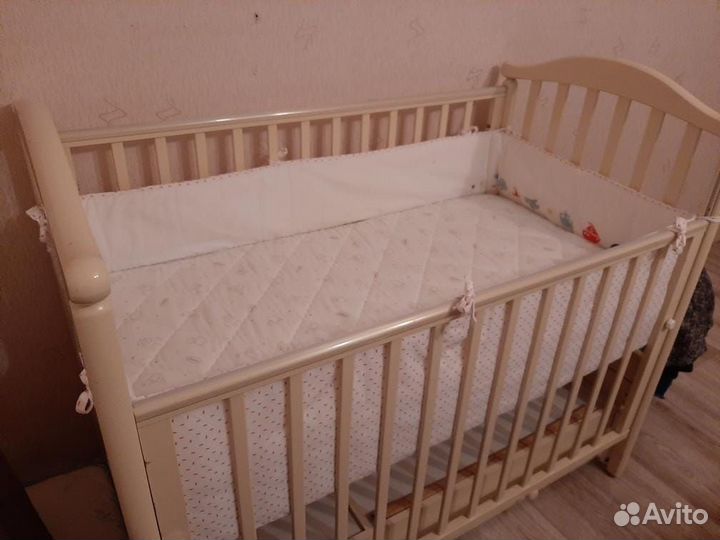 Детская кровать качалка